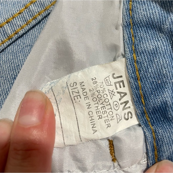 Falmer Heritage Jean Shorts - Picture 2 of 3